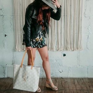 Meet your Posher, Jane